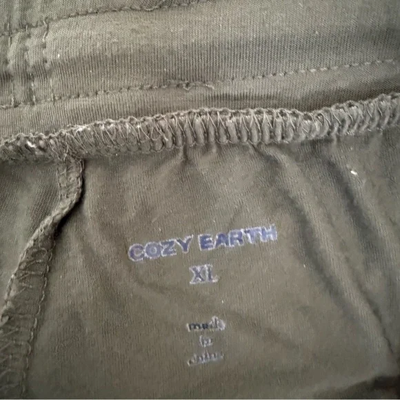 Cozy Earth Pajama Set in Green Size XL - Picture 16 of 16